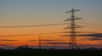 Balandį – pigiausia elektra per beveik 2 metus