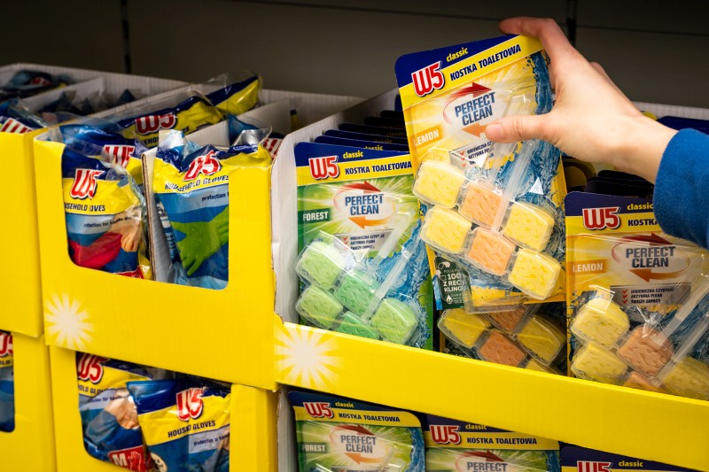 Privatūs ir garsūs prekiniai ženklai – kas laimi?