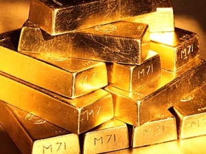 Ką gali rodyti akcijų ir aukso brangimas tuo pačiu metu?