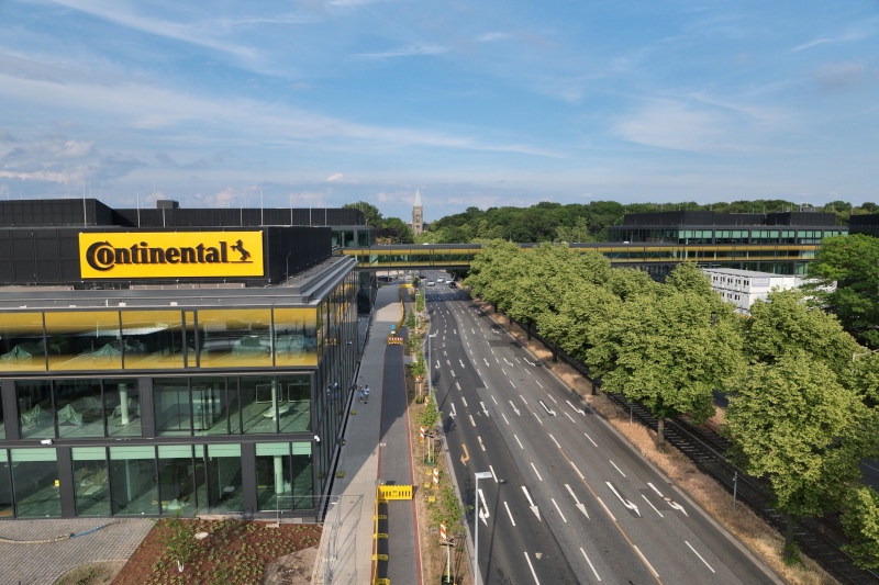 „Continental“ didino pajamas