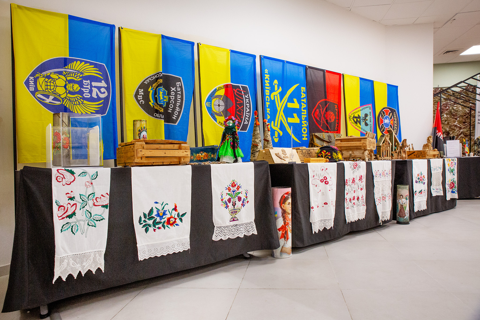 Vilniečiams atverta unikali paroda: kviečia per meną pažvelgti į karo realybę