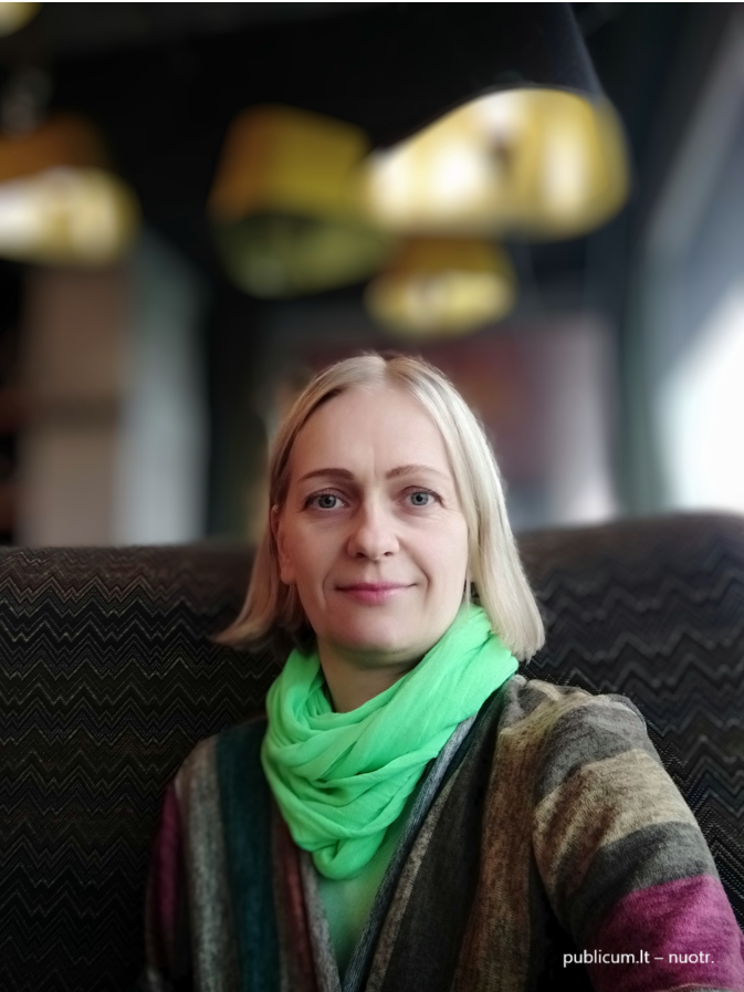 Internetiniai žaidimai gali ir būti naudingi: psichologė įvardijo, kodėl vaikams jų drausti nereikėtų