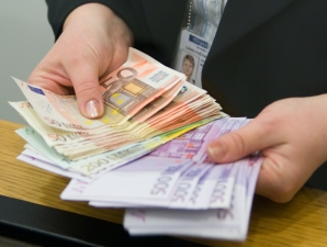 Tyrimas: Lietuva buvo viena sparčiausiai mažinančių šešėlinę ekonomiką