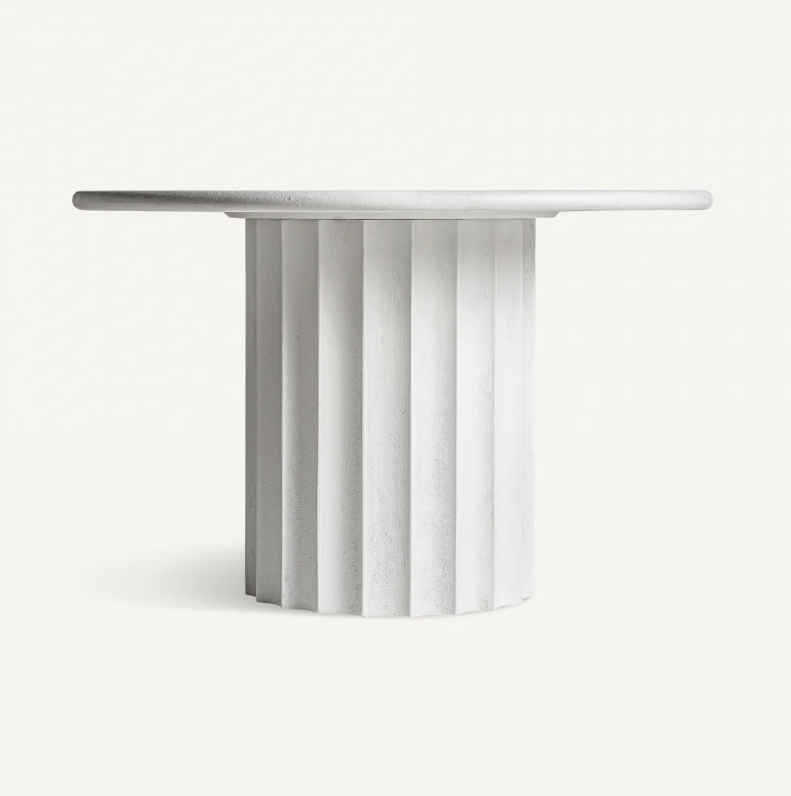 Stilingas kavos staliuko dekoras: 5 idėjos, kurios padarys įspūdį