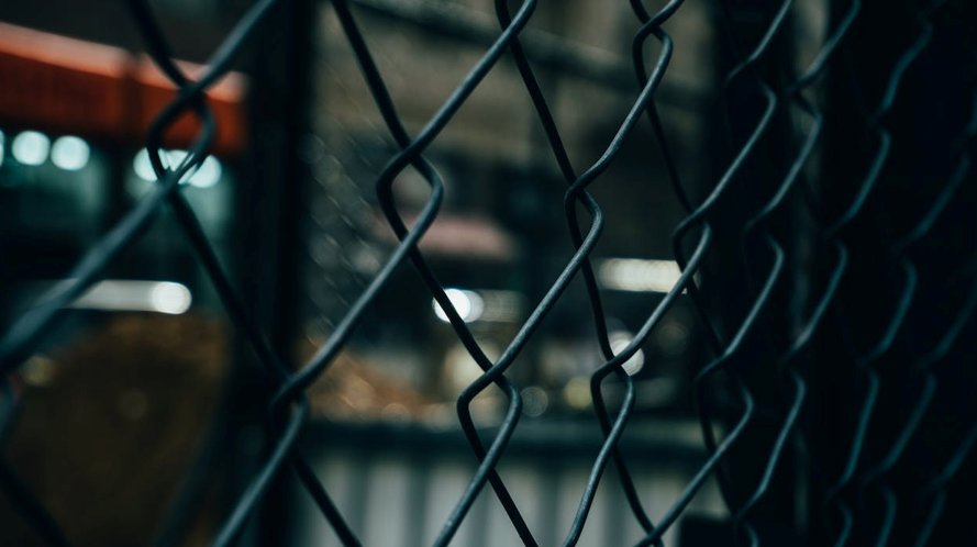 Dizaino kultas: ar rombinė tvora tik madinga, ar ir verta investicijos?