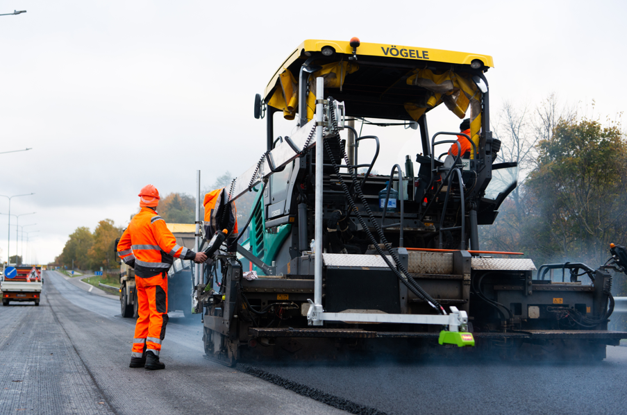 „Via Lietuva“: pradedami remonto darbai labiausiai nusidėvėjusiuose A2 automagistralės ruožuose