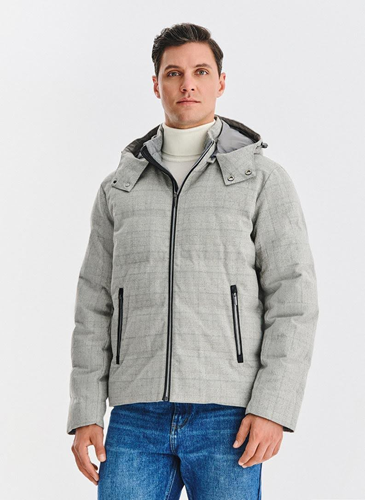 Pavasarinės striukės vyrams: tendencijos 2026