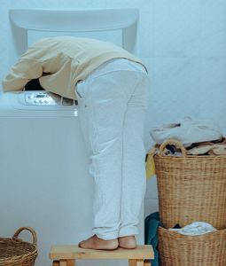 Kol skalbimo mašina skalbia, jūs ilsitės