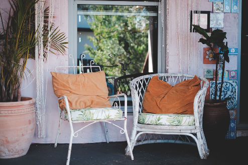 Mažas, bet stilingas sodas: į ką atkreipti dėmesį?