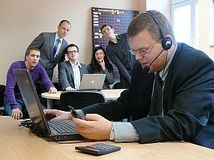 Į santaupas kėsinasi infliacija: kaip įdarbinti savo pinigus?