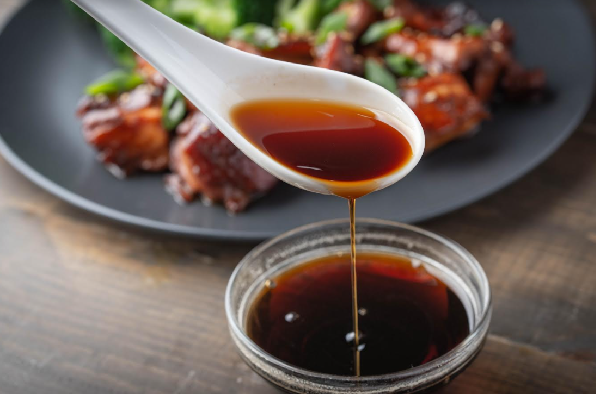 Austrių, hoisin, žuvies ir terijakio padažai: kada kurį naudoti?