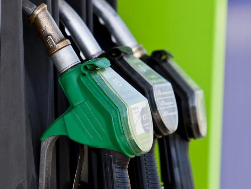 Dėl brangstančių degalų 4 iš 5 šalies vairuotojų svarsto keliavimo alternatyvas