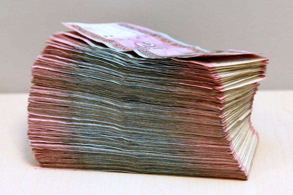 Ekonomikos apžvalga: dūmų nemažai, bet kol kas be ugnies