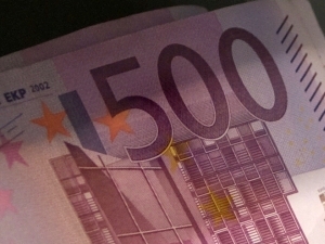 Investuotojams atsikvėpti neleidžia FED, toliau sparčiai didinantis palūkanas